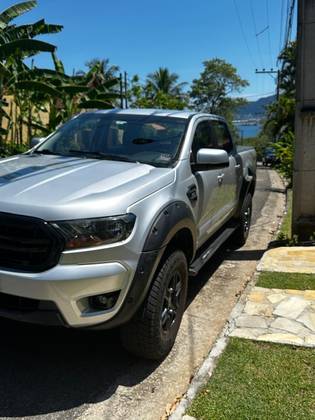 FORD RANGER 2.2 XLS 4X4 CD 16V DIESEL 4P AUTOMÁTICO FORD RANGER 2.2 XLS 4X4 CD 16V DIESEL 4P AUTOMÁTICO